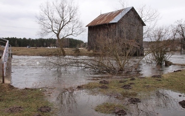 Drewniany młyn wodny w miejscowości K&oacute;łko 13
