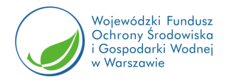 Logo przedstawia niebieski okrąg z zielonym, stylizowanym liściem w środku; obok znajduje się napis &bdquo;Wojew&oacute;dzki Fundusz Ochrony Środowiska i Gospodarki Wodnej w Warszawie&rdquo;.